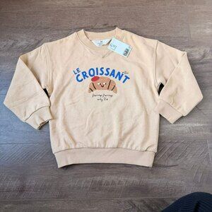 5-6Y H&M HSA Croissant Sweatshirt NWT